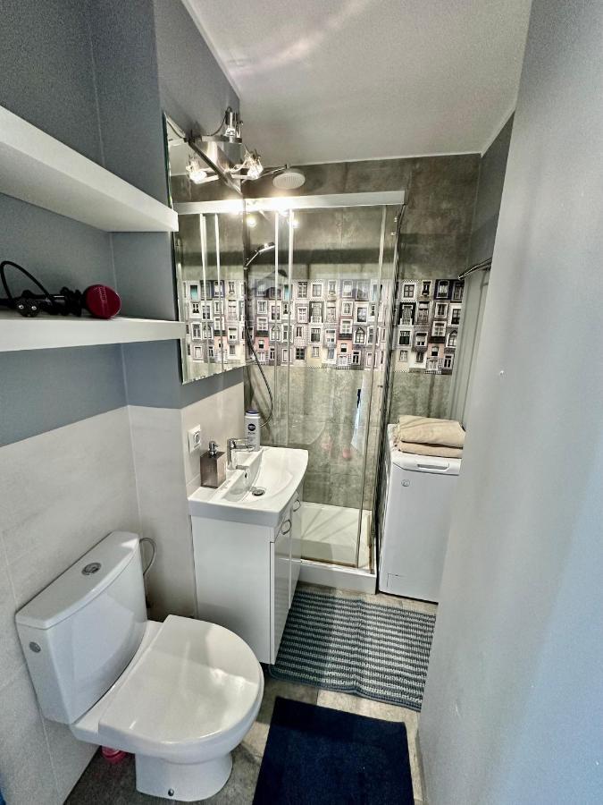 Gold 2 King Size Bed, Metro X2 Free Wifi, 50'Tv Netflix, Hbo, Appletv+ Apartment Warsaw Exterior photo